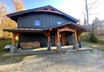 Location vacances Manchester - Charming Stratton Ski House Walk to Slopes-1