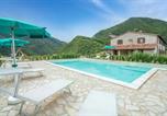Location vacances Apecchio - Amazing Home In Apecchio Pu-1