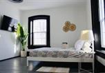 Location vacances London - Charming Farmhouse Meets Modern Living-2