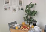 Location vacances Chichester - Chipad Mono - Comfy City Centre Apartment with Free Parking Space-3