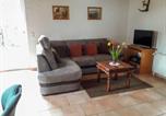 Location vacances Karnin - Ferienhaus Boddenurlaub-3