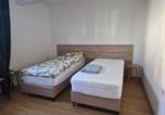 Hôtel Monténégro - City house , Beds, rooms and more-2