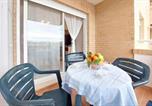 Location vacances Cabanes - Awesome Apartment In Torre La Sal-2