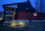 Location vacances Improvement District No. 12 - Ginger bread cabin, Robb, alberta-1