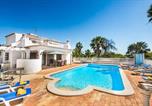 Location vacances Alcantarilha - Casa Omar-1