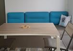 Location vacances Plonéour-Lanvern - Mobil-home confortable avec terrasse à Tréguennec - Api-1-52-1084-3