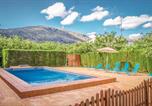 Location vacances Carcabuey - Spacious villa with private pool near Priego de Cordoba-1