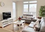 Location vacances Manchester - Modern 2-Bed City Living with Private Balcony-2