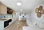 Location vacances Magenta - Waterfront, Pool, Balcony, Prime Location-4