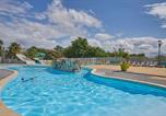 Camping Sainte-Catherine-de-Fierbois - Camping Homair - Le Parc des Allais-4