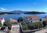 Location vacances Lumbarda - 2 Bedroom Gorgeous Apartment In Lumbarda-1
