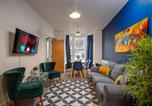 Location vacances  Royaume-Uni - 4 Br Close to City Centre,Free Parking & Fast Wifi-1