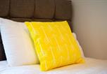 Location vacances Skewen - 3 Bedrooms, Parking & Courtyard-4