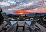 Hôtel Kelowna - Autumn Lane B&B, Farmhouse Elegance & Stunning Lakeviews-1