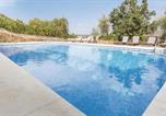 Location vacances Sayalonga - 13 Bedroom Cozy Home In Sayalonga-1