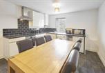Location vacances Loftus - 2-Bedroom Serviced Apartment in Skinningrove 6-4