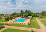Hôtel Cecina - Relais La Pieve Vecchia-1
