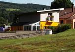 Location vacances Le Ménil - Gîte familial aux Vosges avec jeux pour enfants, à proximité de la nature et activités sportives - Fr-1-589-111-3