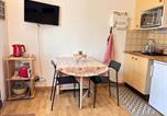 Location vacances Risoul - Studio cabine - 4 couchages, à l'entrée de Risoul 1850, proche commerces et navette gratuite - Fr-1-330-176-2