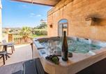 Location vacances Ghasri - Centre Island Gozitan Farmhouse & Pool - Happy Rentals-2