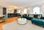 Location vacances  Gare de Cardiff - Beautiful 2 Bed Apartment with Parking in the Bay - Pass the Keys-1
