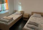 Location vacances Sremski Karlovci - Sremski Karlovci center 4 bedrooms apartment-4