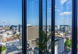 Location vacances Birmingham - Apartment Sleeps 5 with Air Conditioning-1