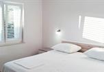 Location vacances Markarska - Nice Apartment In Makarska With Wifi-3