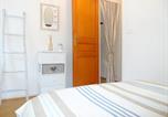 Location vacances Cabourg - Maison Cozy au Coeur de Cabourg avec Terrasse, Proche Plage, pour 4 Pers., Animaux Acceptés - Fr-1-487-328-2