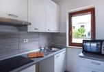 Location vacances Lamezia Terme - Awesome Apartment In Falerna-4