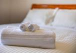 Location vacances Niagara-on-the-Lake - Chic 1br Retreat, Perfect for Niagara Falls Trips-4
