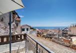 Location vacances  Province d'Imperia - Seaview Flat Old Town Sanremo-1