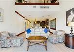Location vacances Summerland Key - Elegant waterfront home with private pools, hot tub, & dock - walk to beach-4
