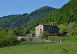 Location vacances  Province de Forlì-Césène - Agriturismo Campo Rosso-1