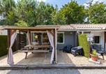 Location vacances Plage de Gujan-Mestras - Chalet A Village Vacances-2
