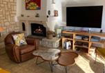 Location vacances Lagnes - Le Bonheur sous l'Olivier - Villa 4 ch et piscine-3