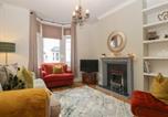 Location vacances Barry - Lush House-3