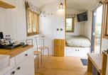 Location vacances  Gare de Redditch - No 2 The Parkland-4