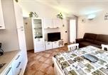 Location vacances Olbia - Smeralda Home appartamento indipendente con uso cucina e uso lavatrice per 2 persone Lamaisondegioelpuntoit-3