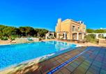 Location vacances Monte Gordo - Luxury villa with private pool and near beach-1