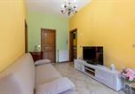 Location vacances Pieve Fosciana - Cozy Apartment In Castelvecchio Pascoli-3