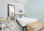 Hôtel Porto Rico - Room 13 Breezy Veranda with City Views, Free Parking-1