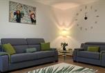 Location vacances  Province de Biella - Bb Borgo Biella Tree-1