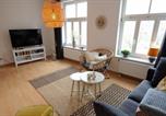 Location vacances  Gare de Wismar - Nikolaiblick Loft mit Klimaanlage - Abc292-3