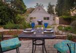 Location vacances Solvang - Summerland Stagecoach Cottage by Paradise Retreats-3