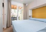 Location vacances Porto Garibaldi - Cozy 2 bedroom Cabin sleeps 5 in Lido di Spina, Italy - Perfect Family Retreat-4