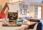 Location vacances Canmore - Modern Nordic 2 Bedroom Mountain View Condo-1