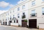 Location vacances Cheltenham - Central 2-Bed Modern Home with Garage-2