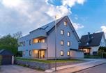 Location vacances Herford - Raw Flats - Nova Suiten by Bohnapartments, 2 Schlafzimmer, Balkon-2
