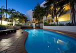 Location vacances Byron Bay - Bay Royal Apartment 2 - Opposite Main Beach & Heated Pool!-2